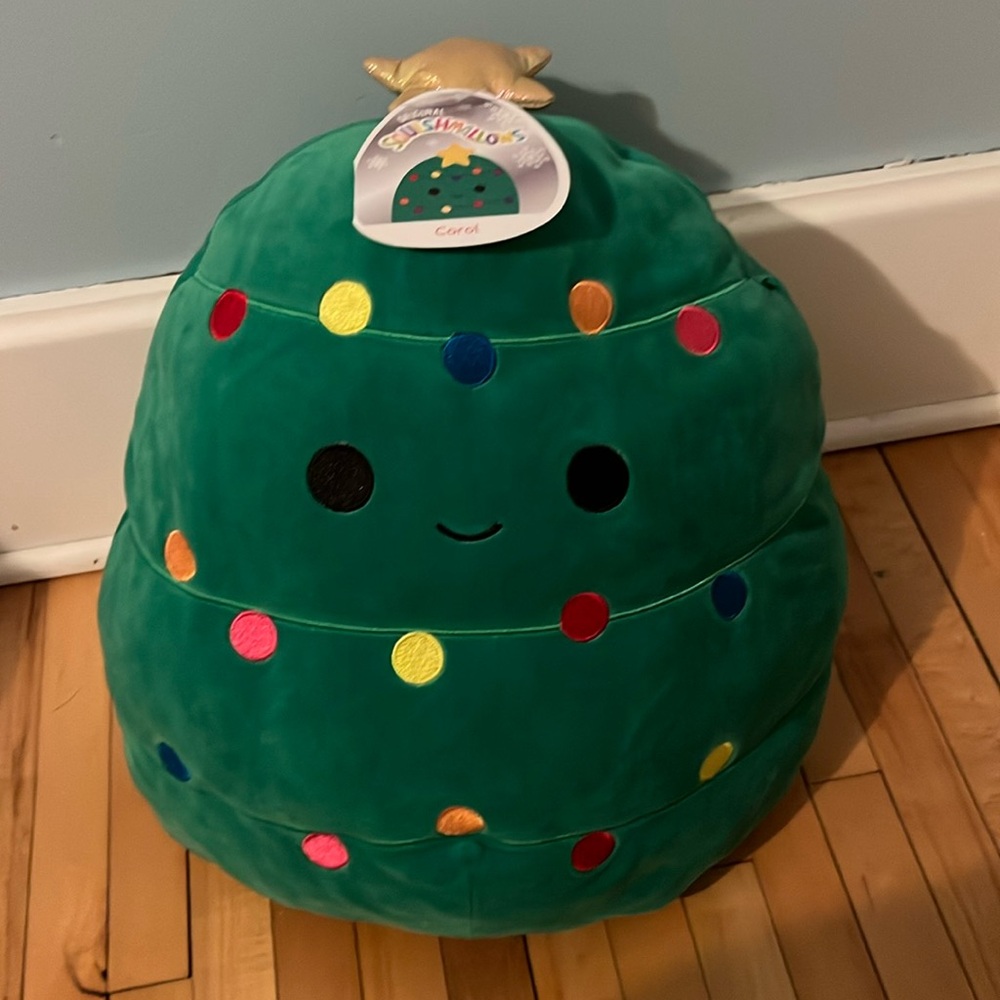 Christmas tree squishmallow Carol